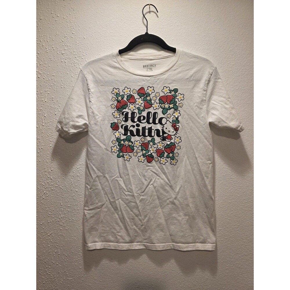 Hello Kitty White Cute Strawberry Fields Tshirt size Medium